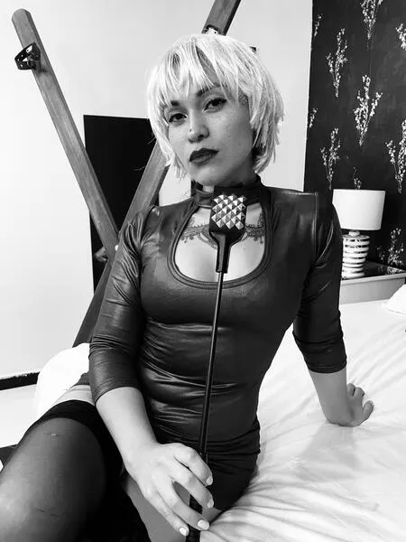 Live sex webcam photo for SashaSstone #6069881