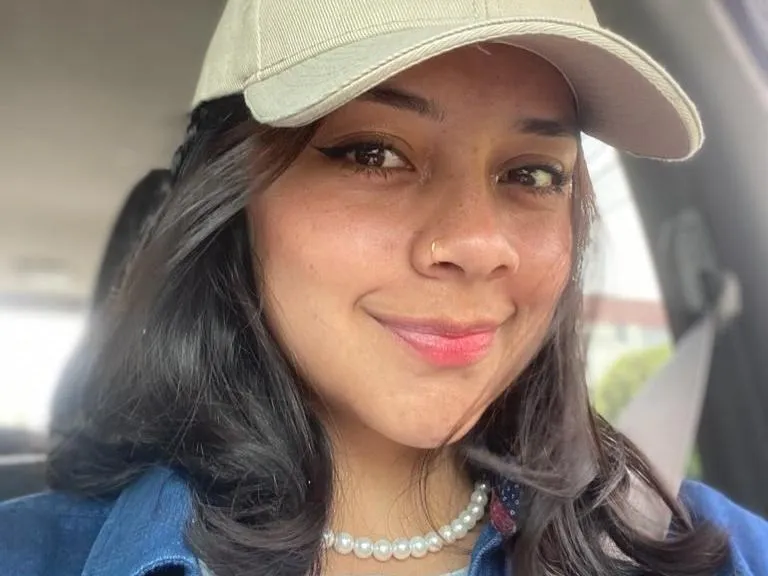 Live sex webcam photo for JessicaLerox #4190920