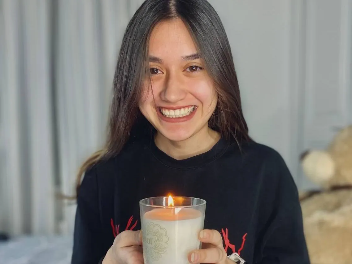 Live sex webcam photo for EmmyNils #4263512