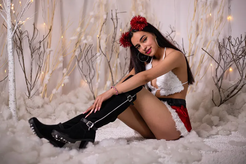 Live sex webcam photo for AtheneaaOwen #4196001