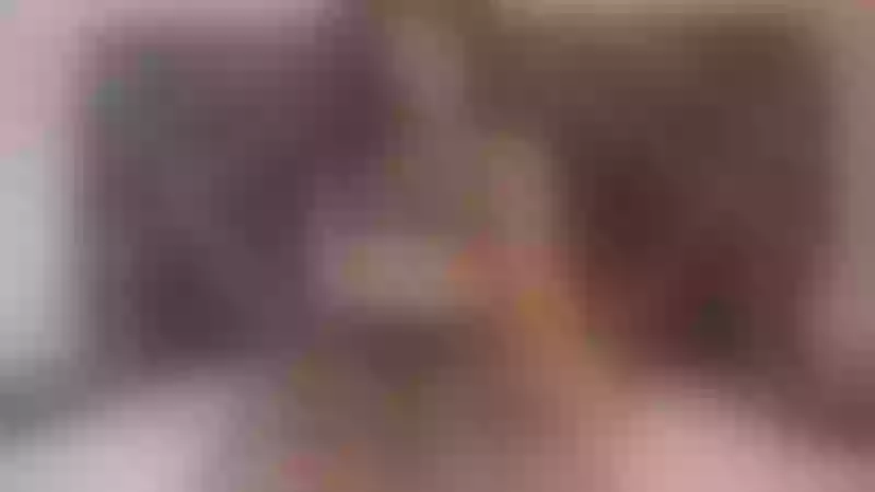Live sex webcam photo for SarahVogel #5565455