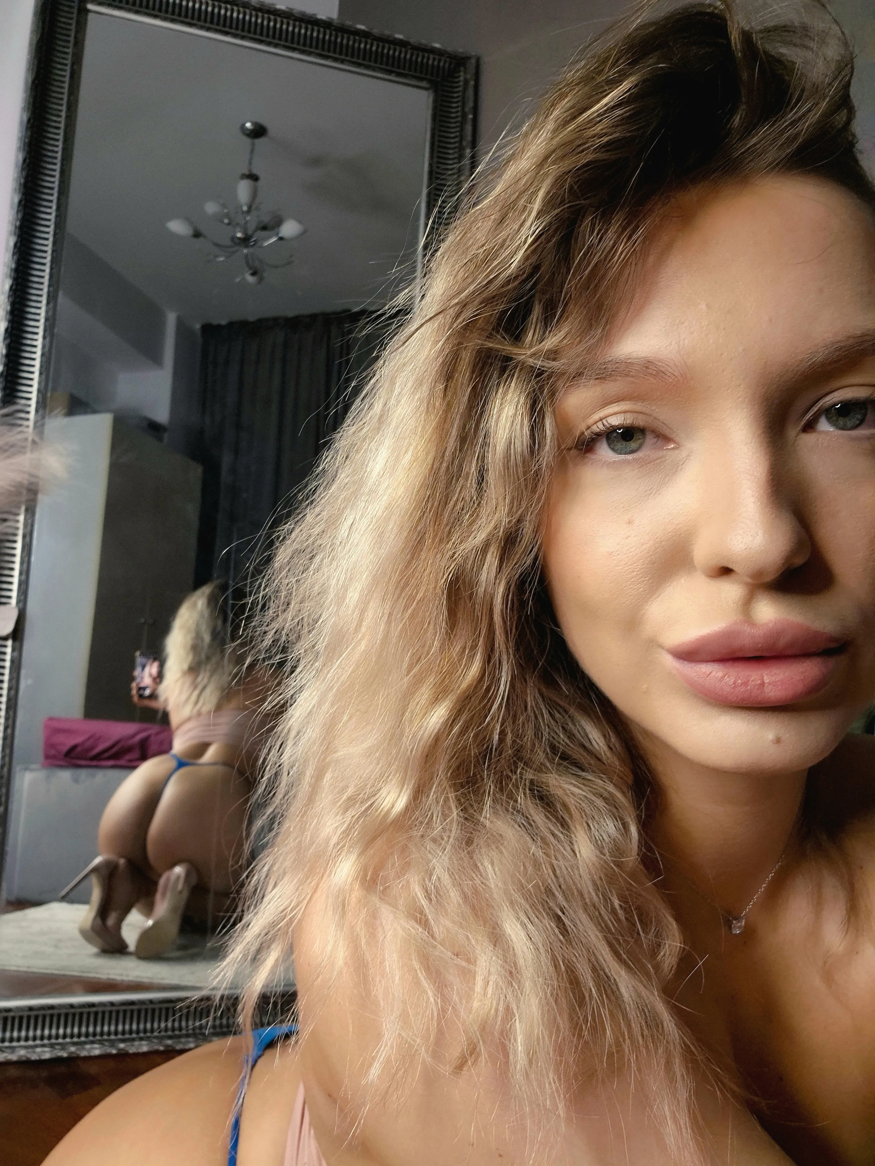 Live sex webcam photo for LottiePearl #8531769