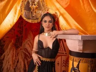 Live sex webcam photo for VictoriaPeach19 #6523580