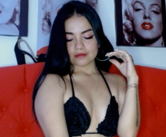 Live sex webcam photo for Connymav #5494460