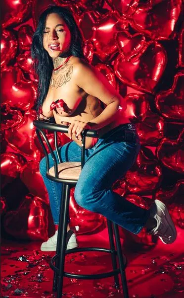 Live sex webcam photo for BellaFerrera #6030052