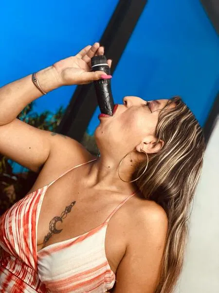 Live sex webcam photo for SexyMatureUnlimited #6046836