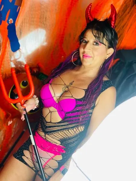 Live sex webcam photo for SexyMatureUnlimited #6047056