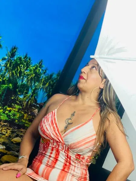 Live sex webcam photo for SexyMatureUnlimited #6046841