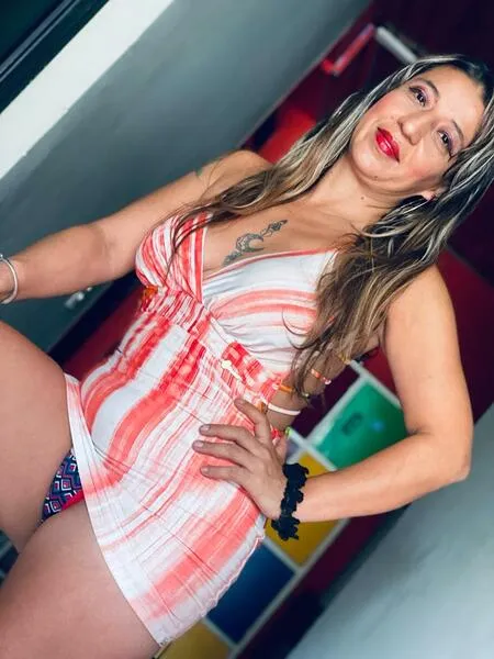 Live sex webcam photo for SexyMatureUnlimited #6046875