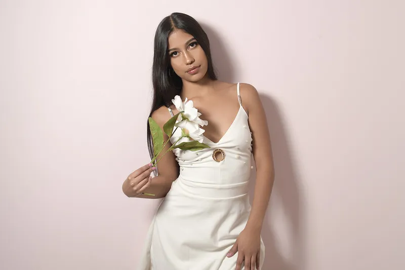 Live sex webcam photo for BillieHarper #4213449