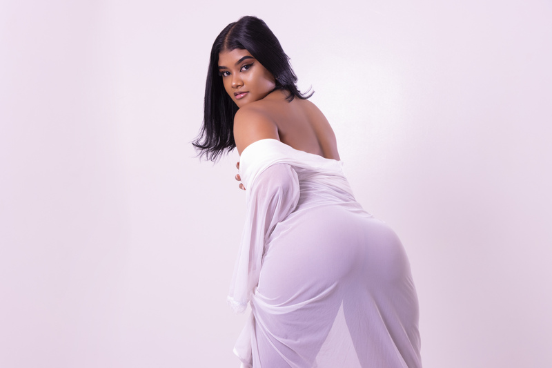 Live sex webcam photo for CarolineRouxss #4199808