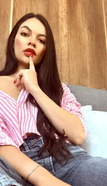 Live sex webcam photo for SammantaMoon #4204425