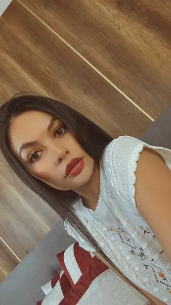 Live sex webcam photo for SammantaMoon #4204401