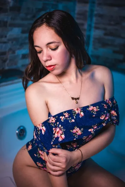 Live sex webcam photo for LucianaPortland #6066379