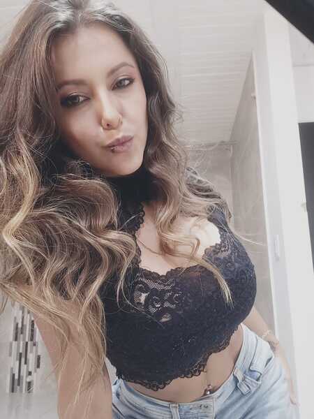 Live sex webcam photo for SexXxyBabe #6298704