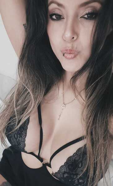 Live sex webcam photo for SexXxyBabe #6409080