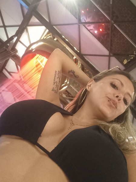 Live sex webcam photo for SexXxyBabe #6479316