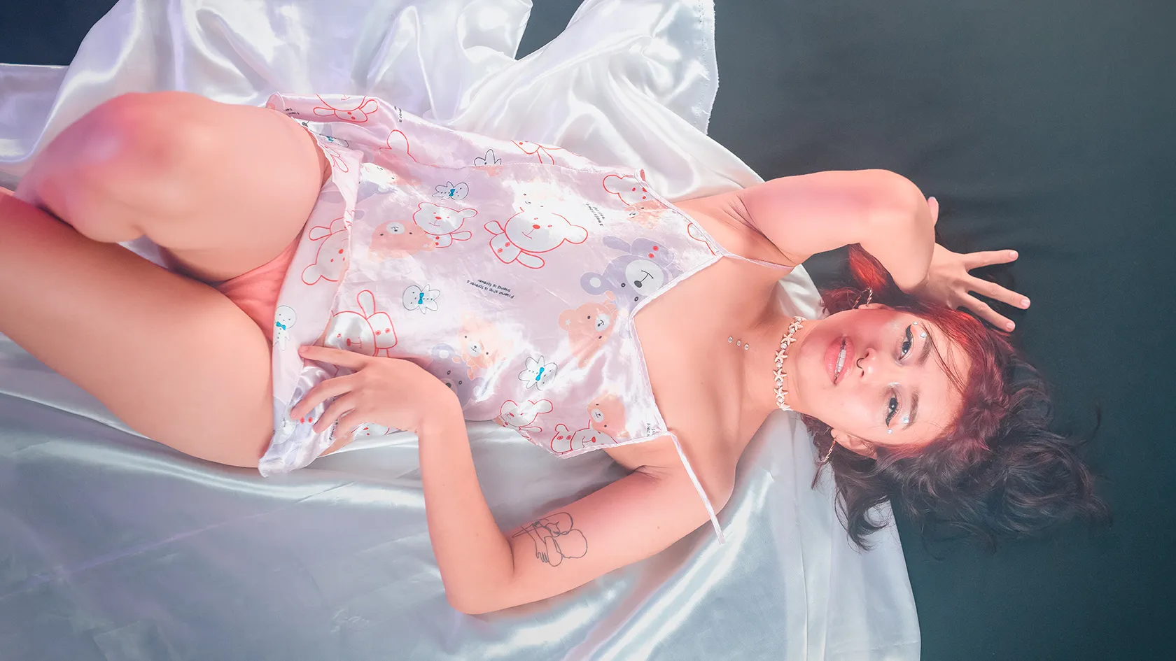 Live sex webcam photo for littledollyy #7147038