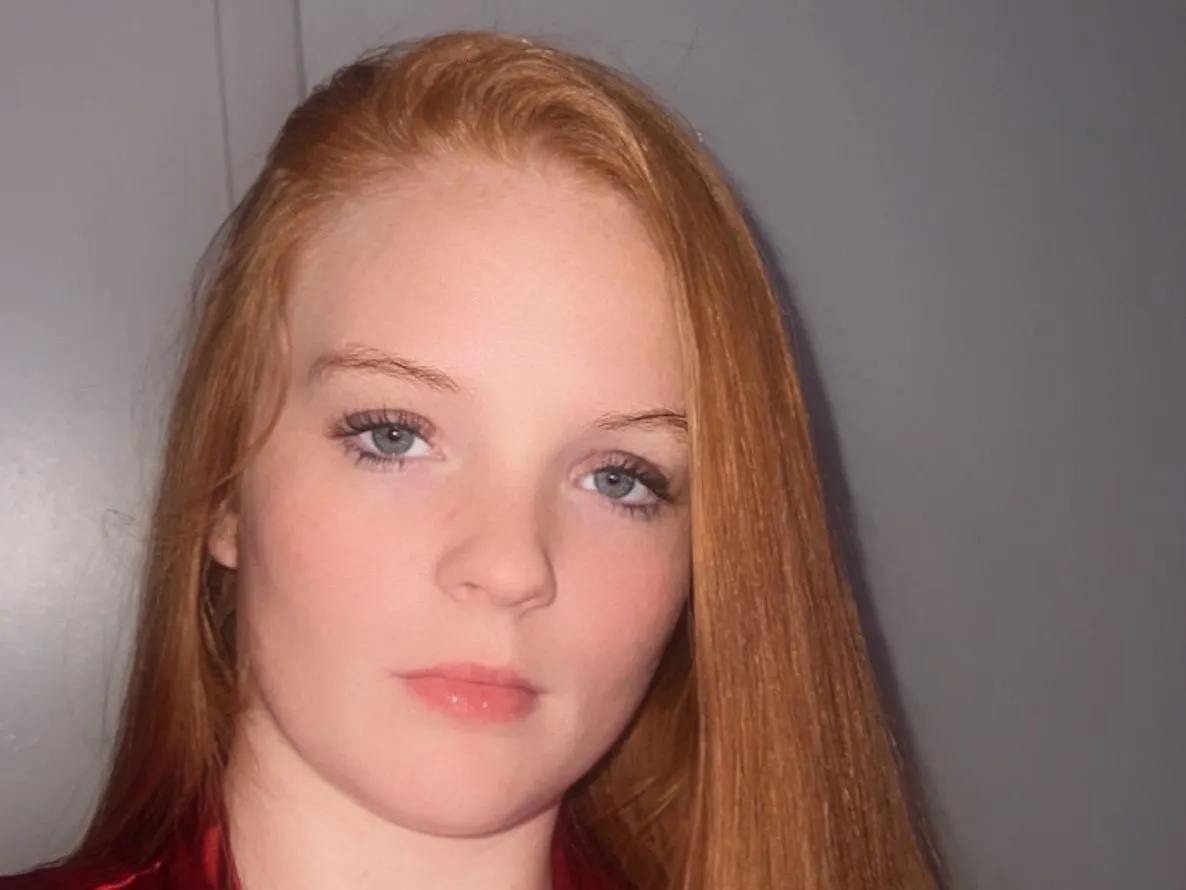 Live sex webcam photo for RedheadGoddesss #4216139
