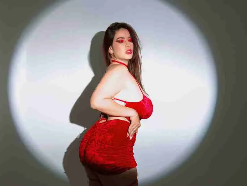 Live sex webcam photo for ChristineBray #7842873