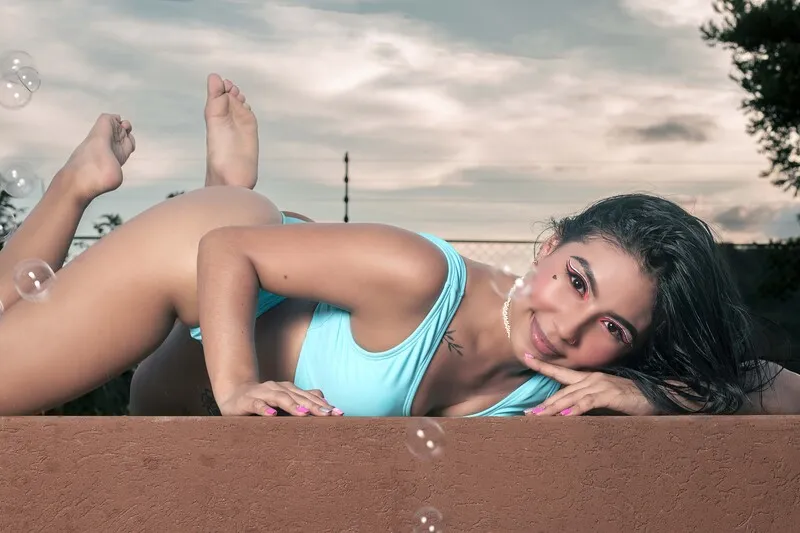 Live sex webcam photo for MollyJamess #5519989