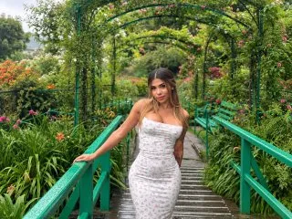 Live sex webcam photo for PenelopeBlack #8683169