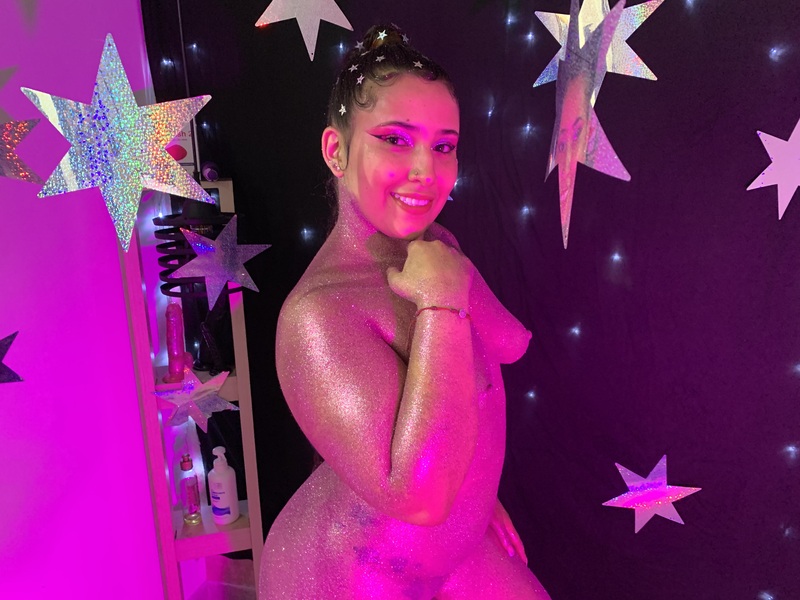 Live sex webcam photo for Maye96 #6172278