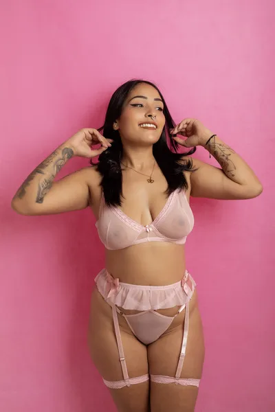 Live sex webcam photo for AlexiaMonty #5616481