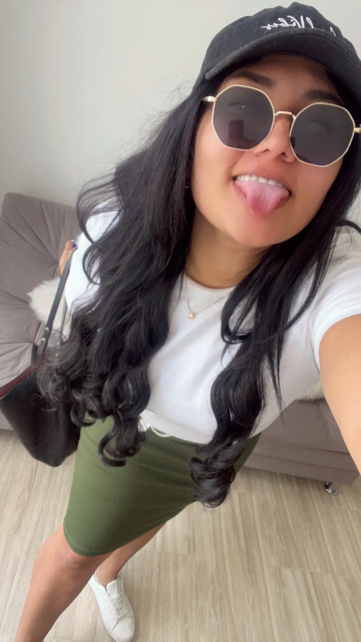 Live sex webcam photo for ShiaraRussi #7971640