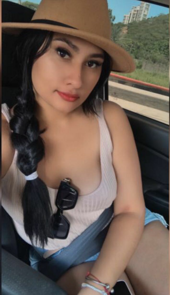 Live sex webcam photo for ShiaraRussi #7371485