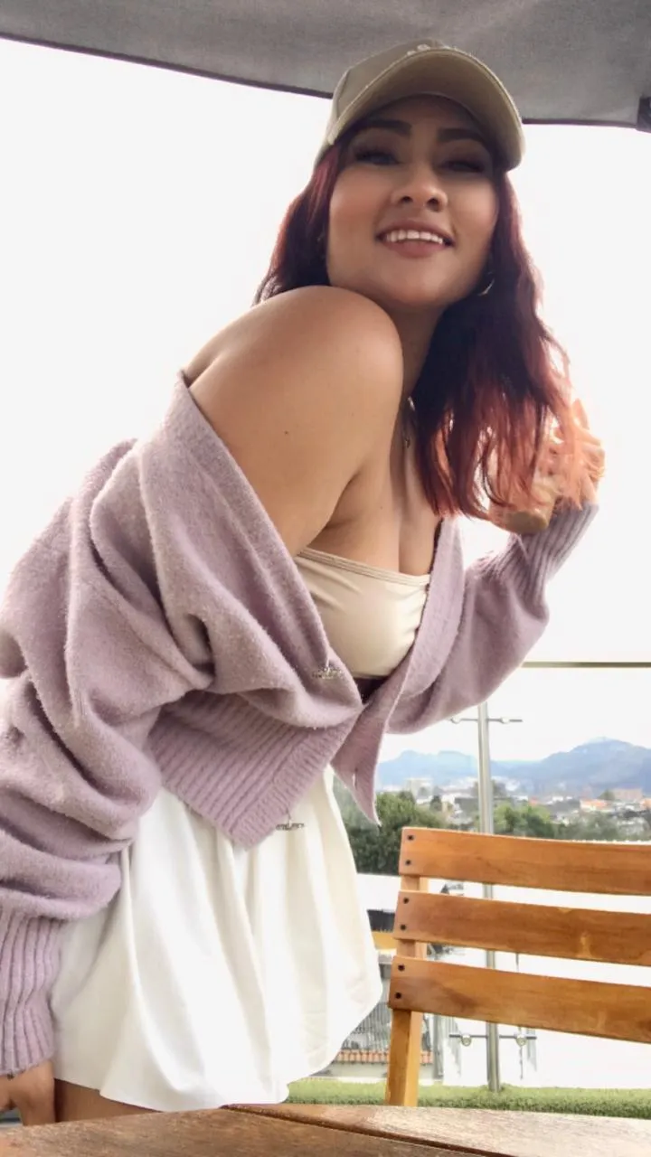 Live sex webcam photo for ShiaraRussi #7371556