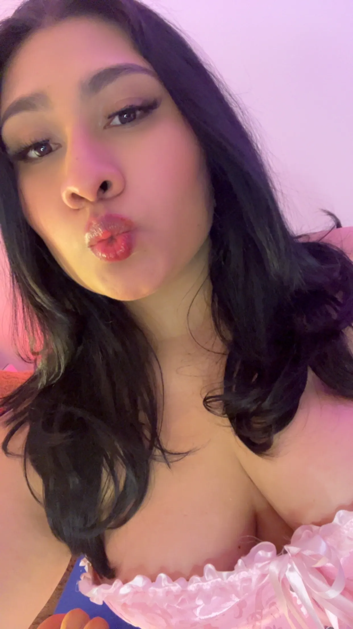 Live sex webcam photo for ShiaraRussi #8054242