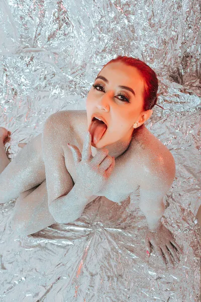 Live sex webcam photo for LaurenWhiite #5511879