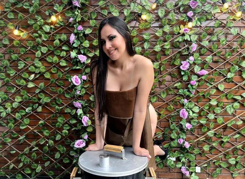 Live sex webcam photo for MiaBelussie #5663131