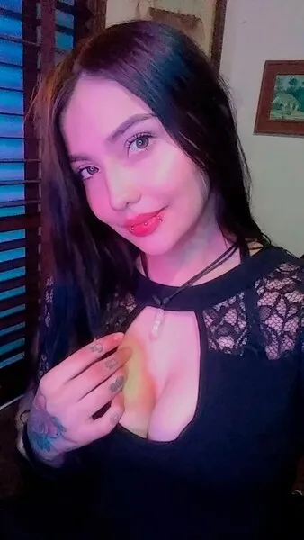 Live sex webcam photo for Emma219 #6144493