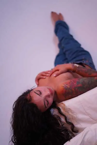 Live sex webcam photo for DinnyBrownn #6281942