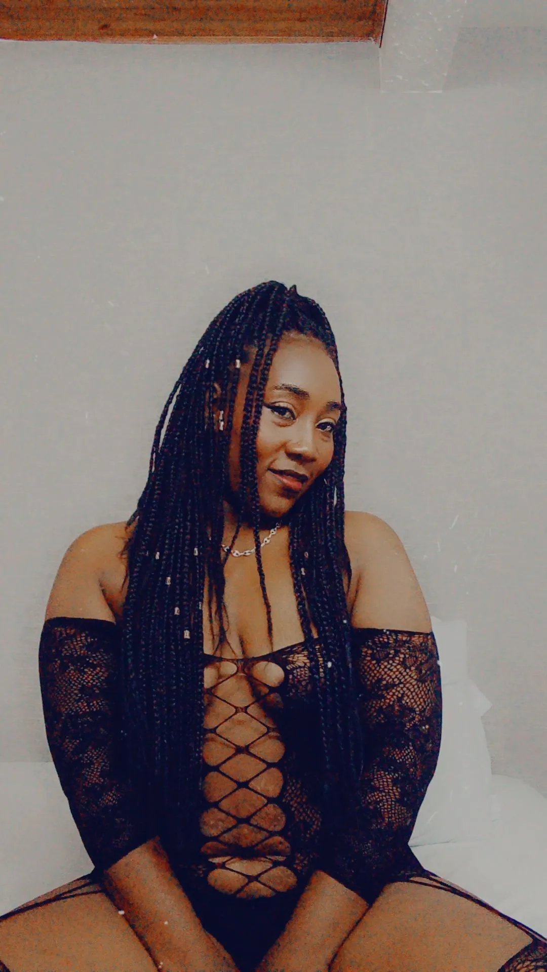 Live sex webcam photo for Kiiaraevanss #7325988