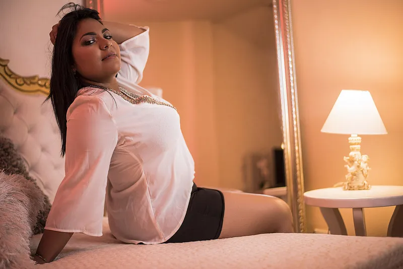 Live sex webcam photo for lizethbrownn #4252313