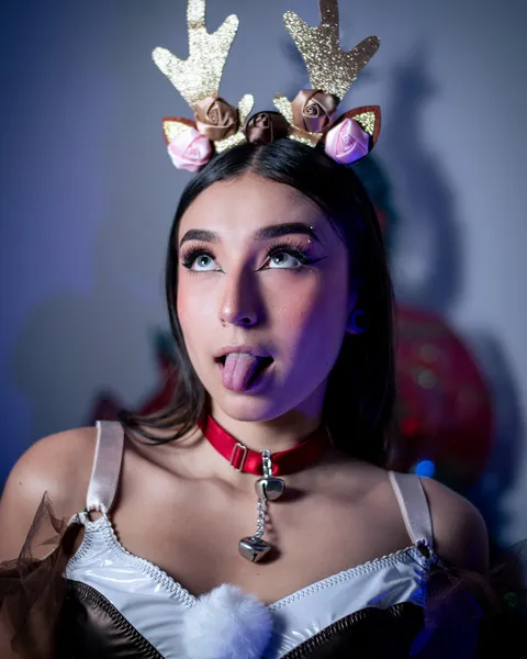 Live sex webcam photo for Veronica111Smith #6575037