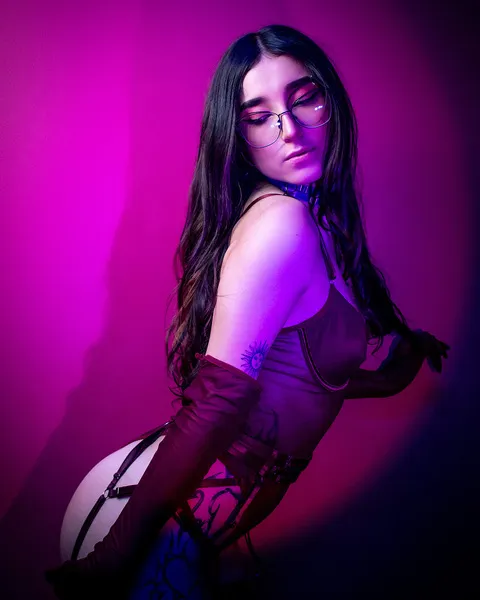 Live sex webcam photo for Veronica111Smith #6575055