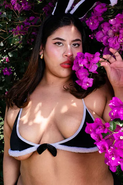 Live sex webcam photo for VioletGlasebrook #6522699