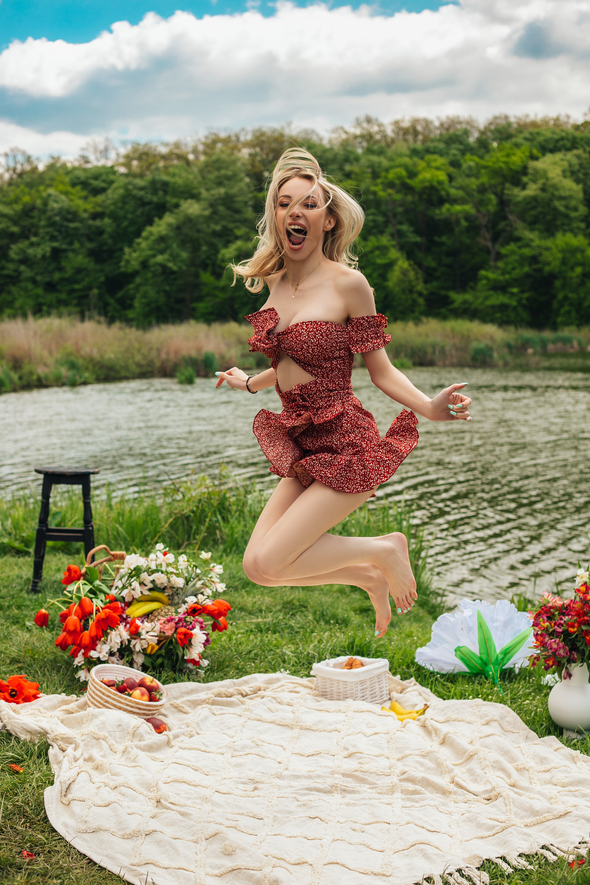 Live sex webcam photo for KylieVone #7135938