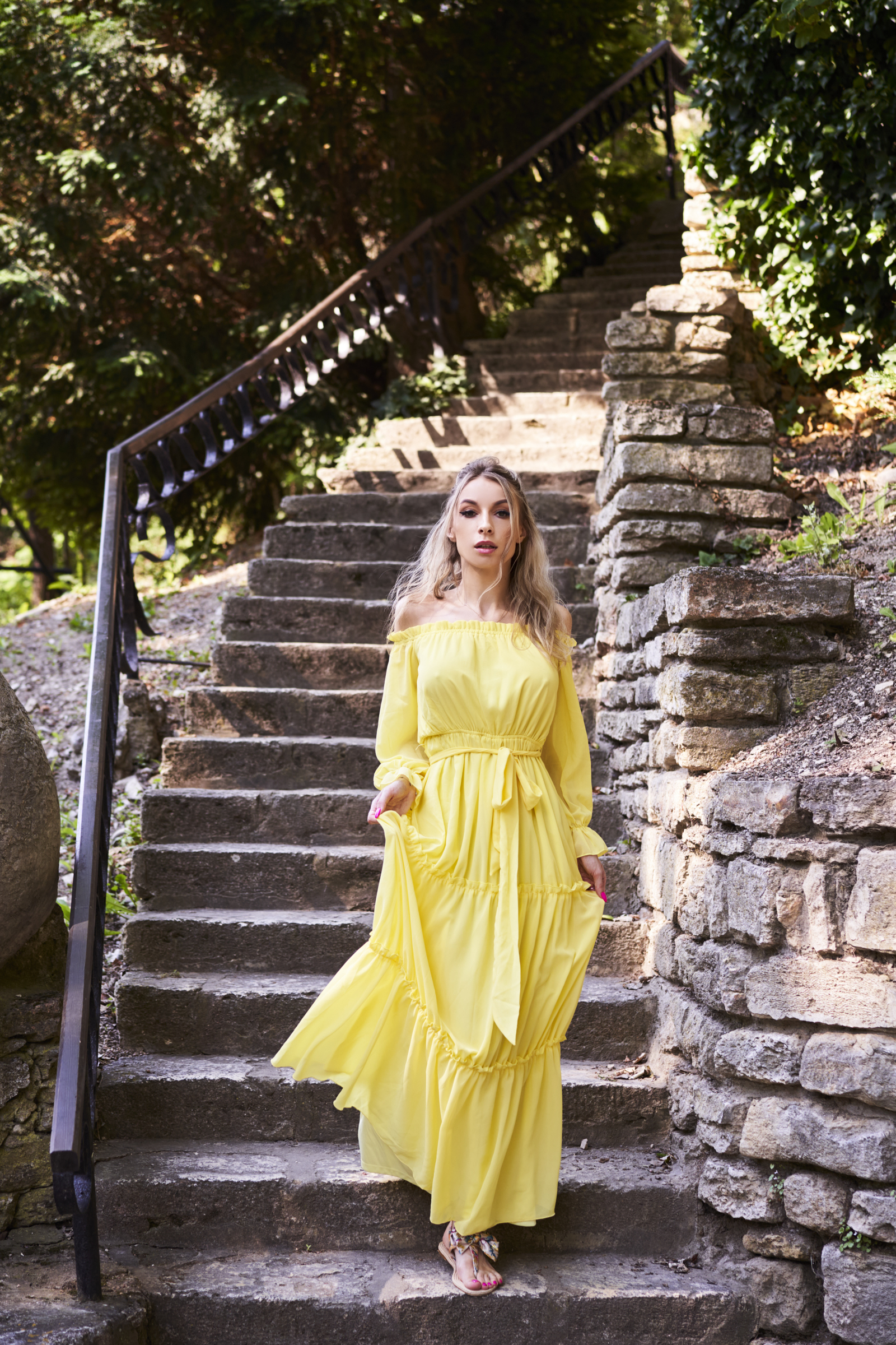 Live sex webcam photo for KylieVone #7135974