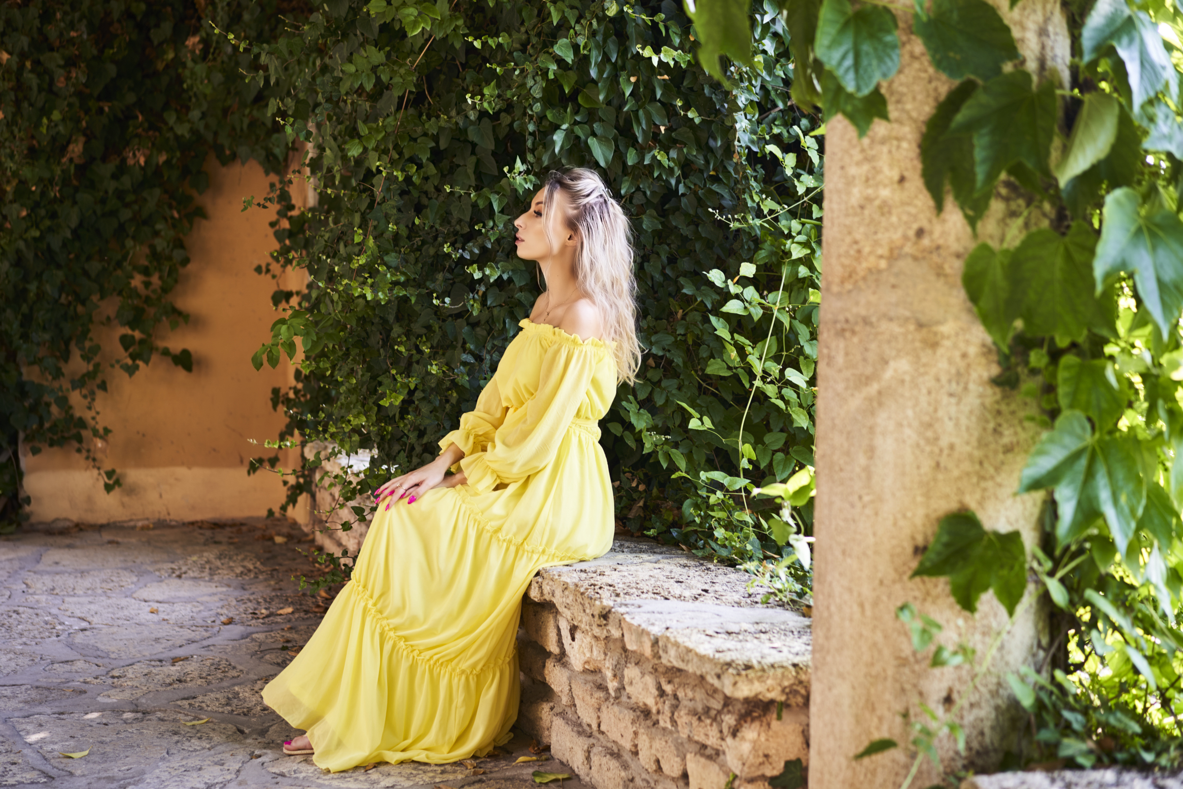 Live sex webcam photo for KylieVone #7135971