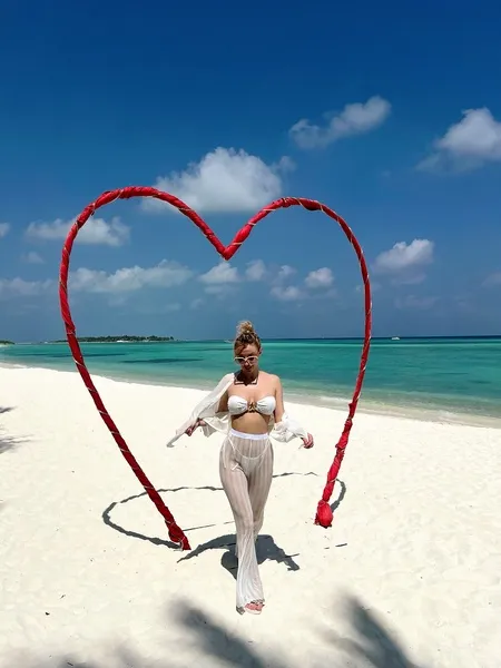 Live sex webcam photo for KylieVone #7136039