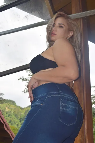 Live sex webcam photo for Barbaragreatt #6224720