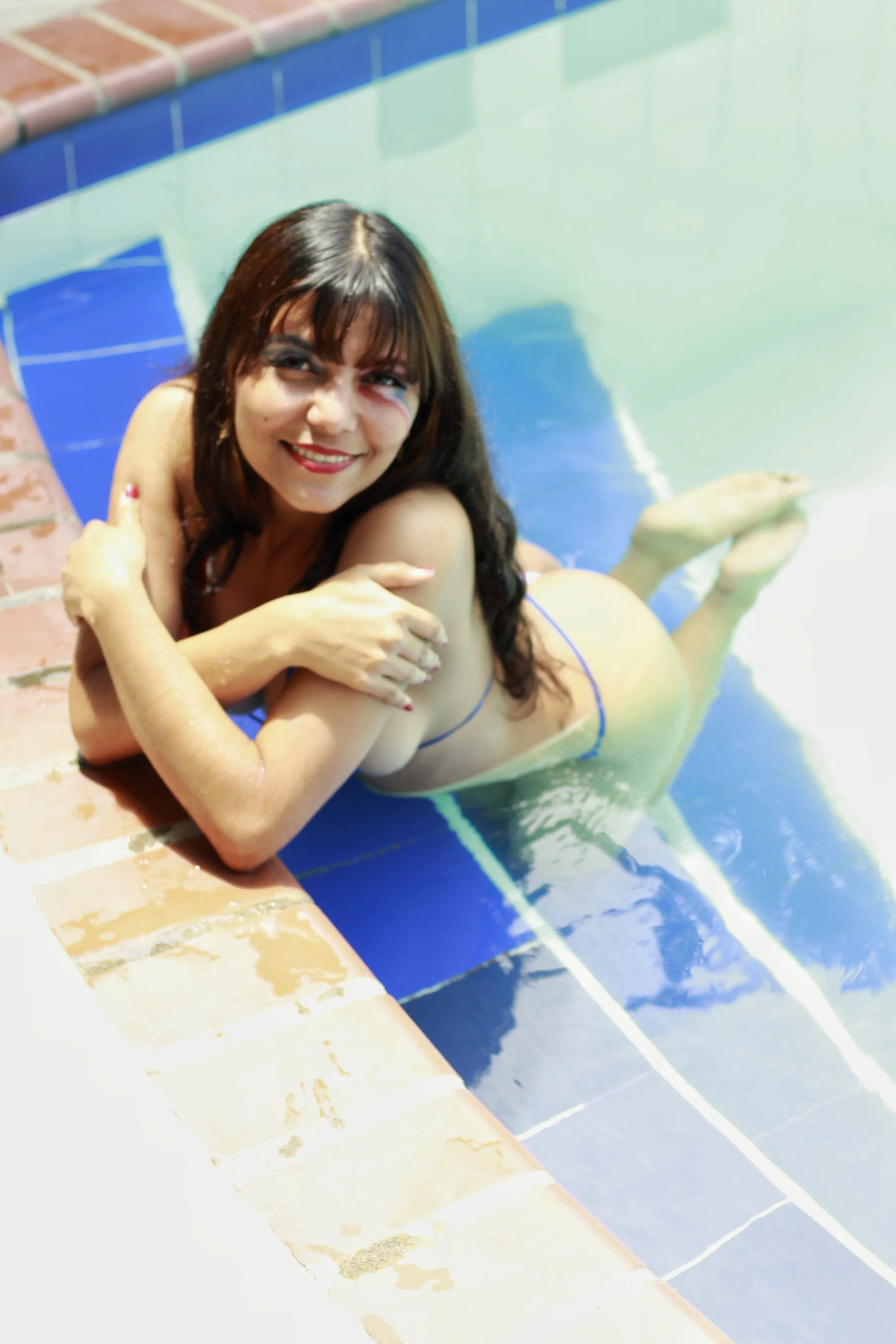 Live sex webcam photo for ChloeLuxX #7215493