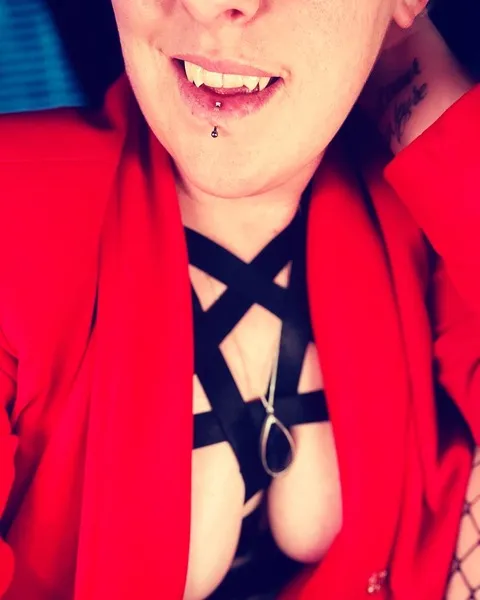 Live sex webcam photo for DominaNyx #5318372