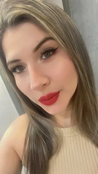 Live sex webcam photo for EmmilyMoore #5441808