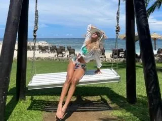 Live sex webcam photo for LuneNoir #6472080
